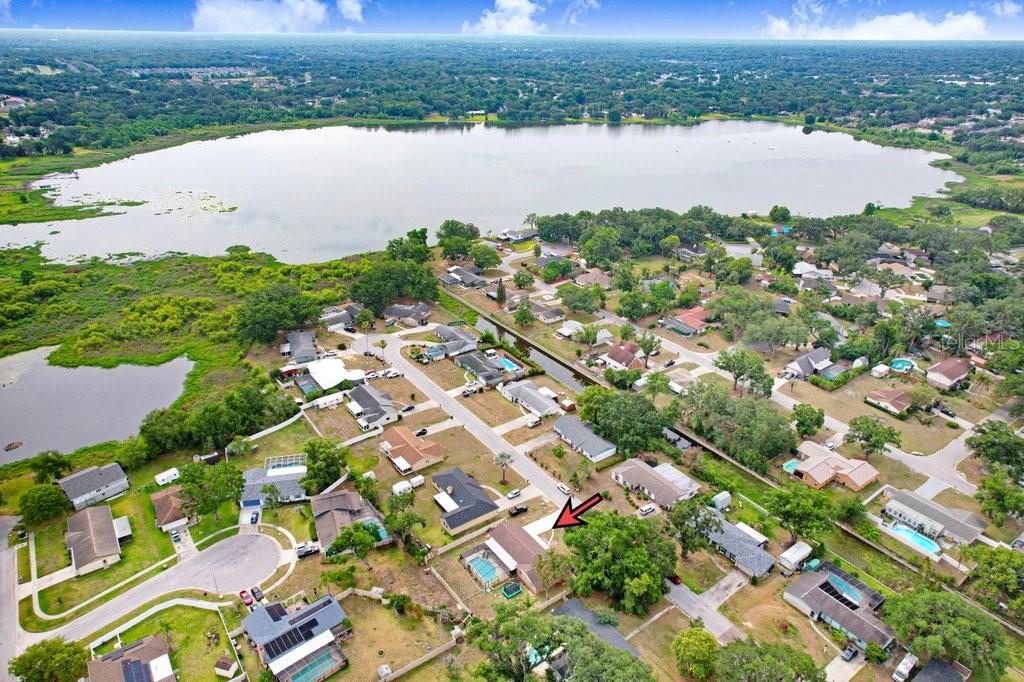 1204 LADY GUINEVERE DR, VALRICO, FL, 33594