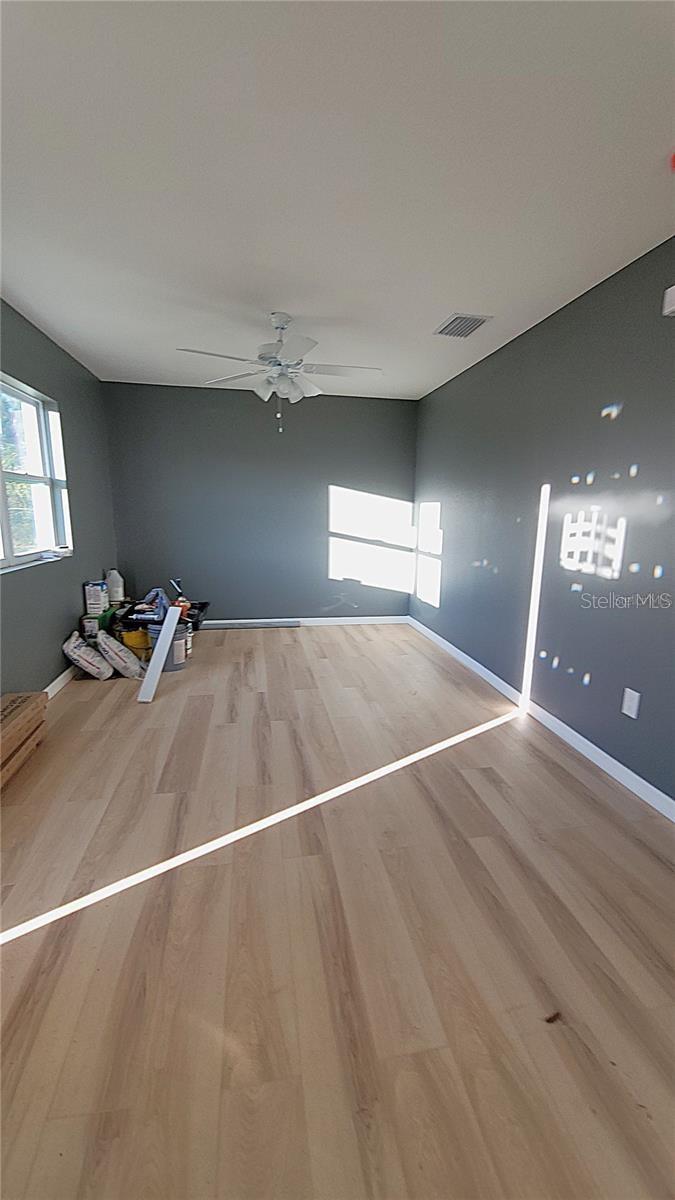 1025 N CLARA AVE, DELAND, FL, 32720