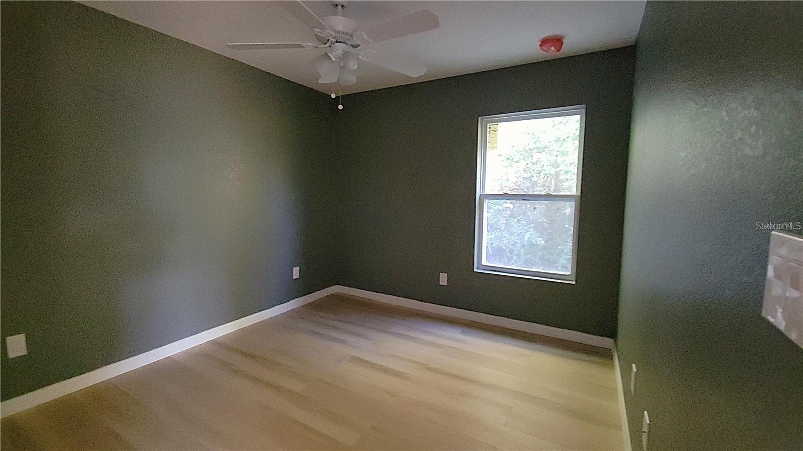 1025 N CLARA AVE, DELAND, FL, 32720