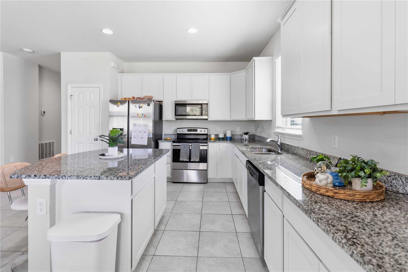 17241 GOLDCREST LOOP, CLERMONT, FL, 34714