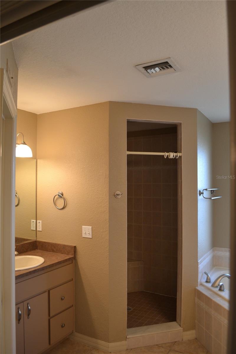 26 SE OCALE WAY, SUMMERFIELD, FL, 34491