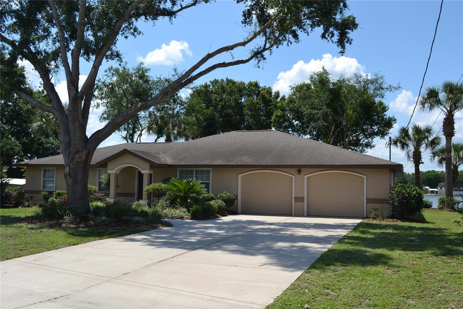 26 SE OCALE WAY, SUMMERFIELD, FL, 34491
