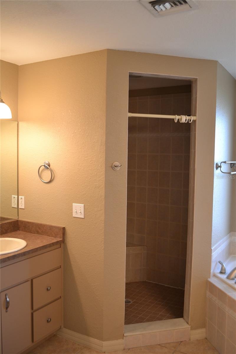 26 SE OCALE WAY, SUMMERFIELD, FL, 34491