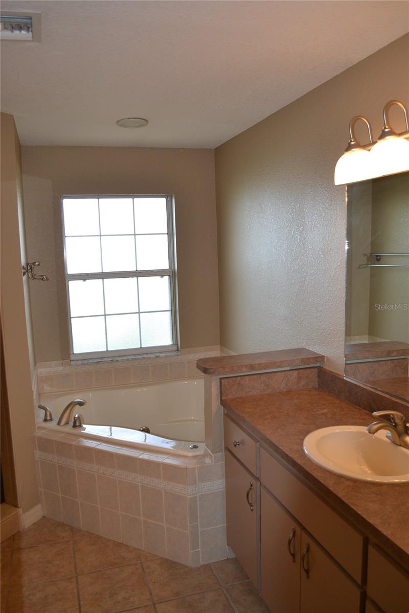 26 SE OCALE WAY, SUMMERFIELD, FL, 34491