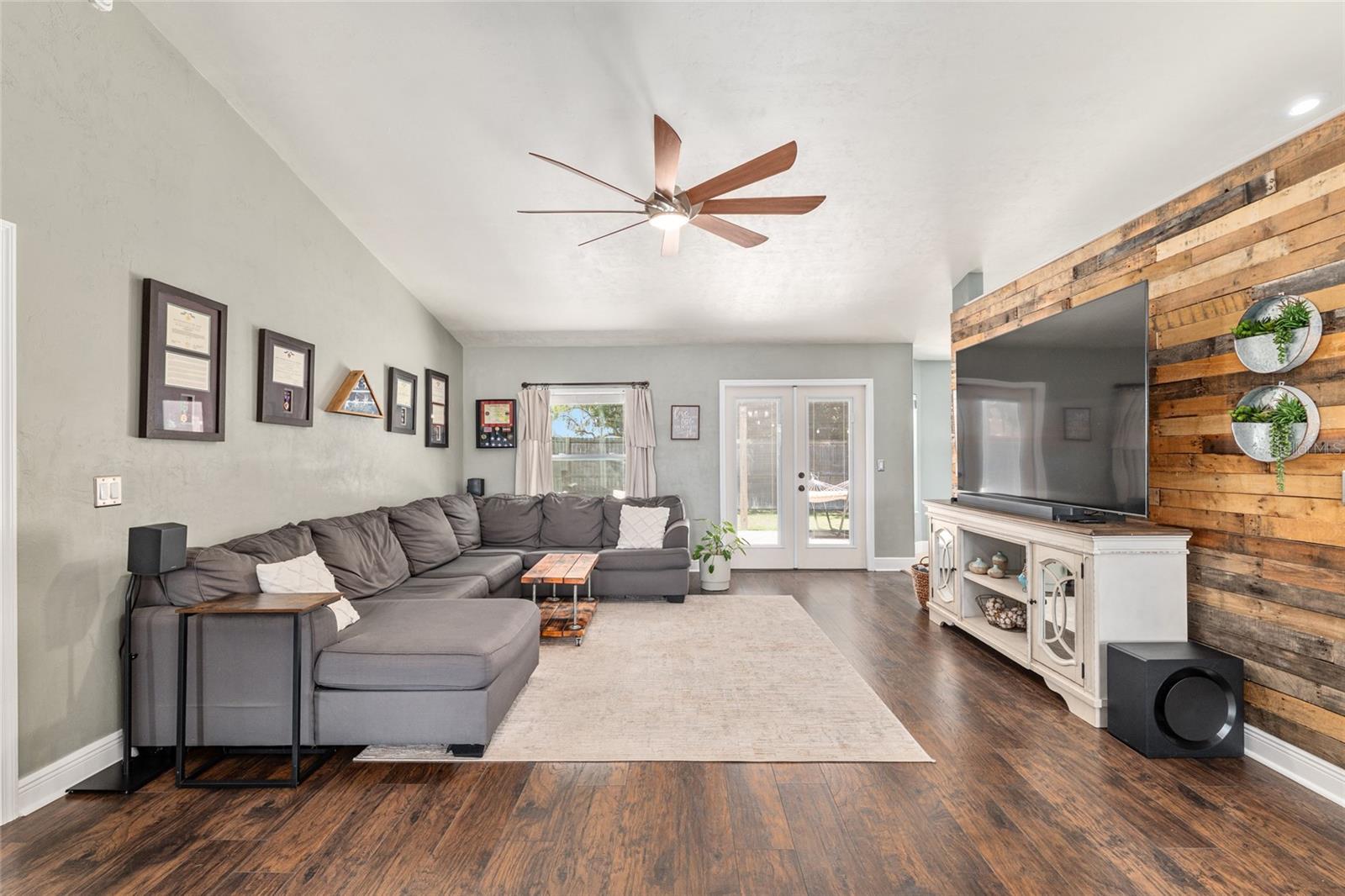340 NW 233RD TER, NEWBERRY, FL, 32669