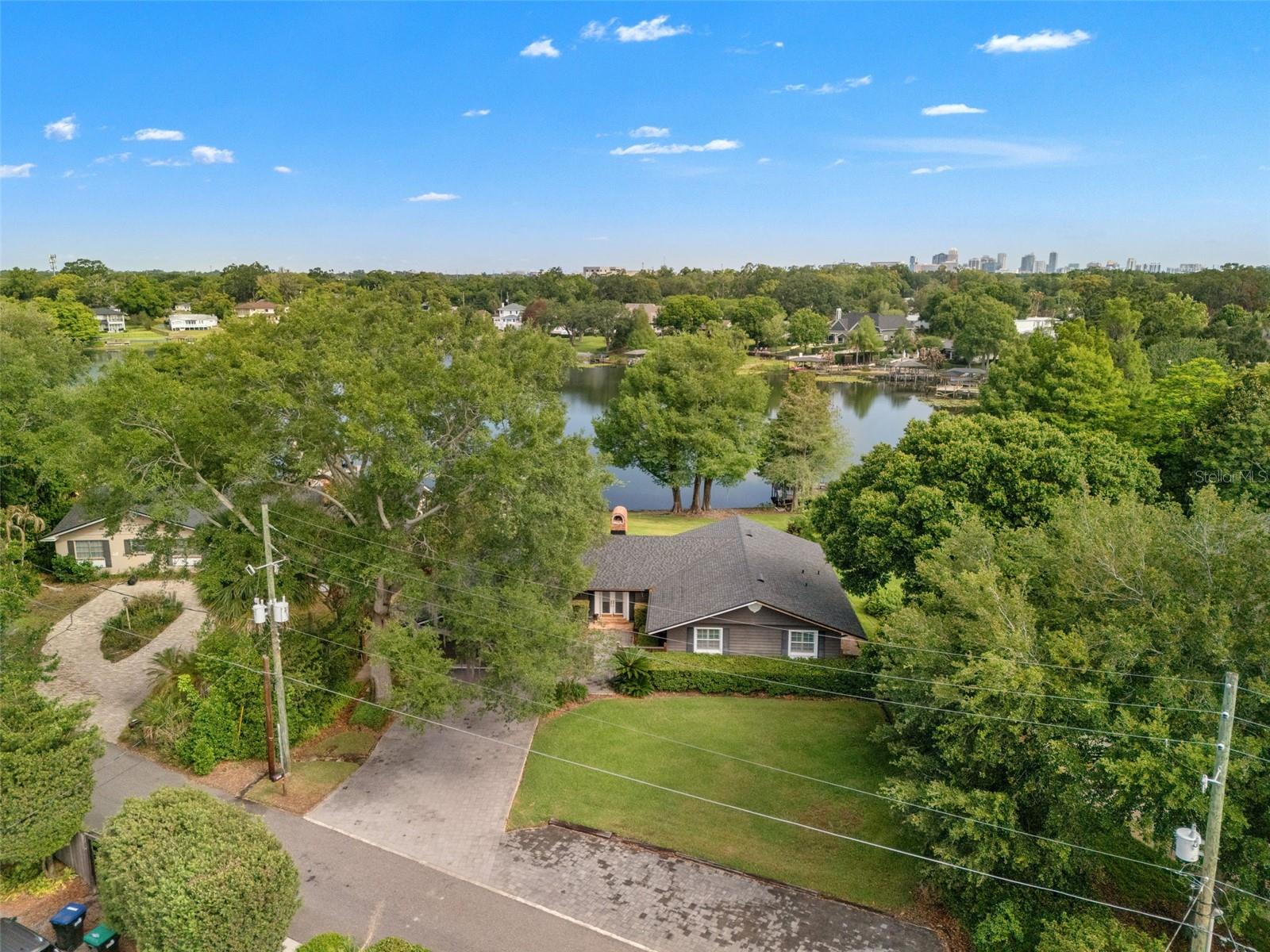 517 DERRY DOWN RD, ORLANDO, FL, 32806