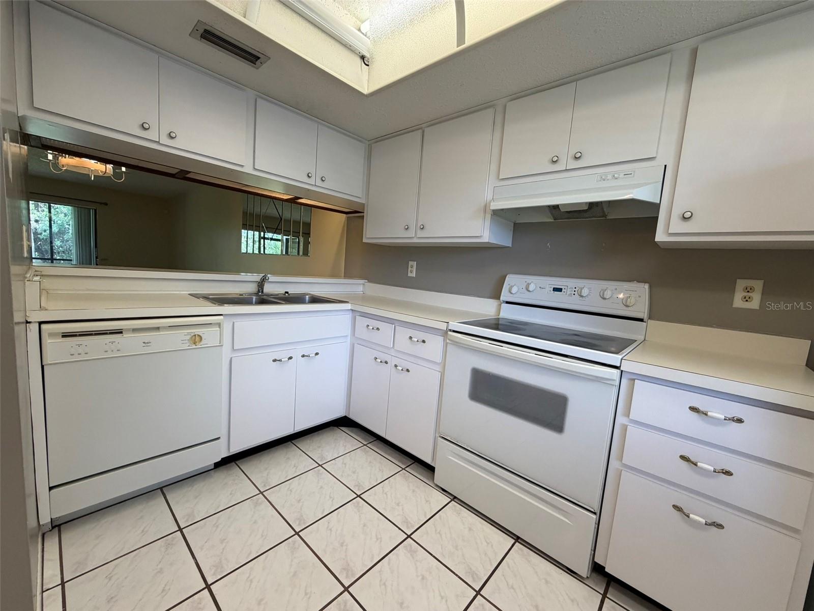 109 NANCY DR, OLDSMAR, FL, 34677