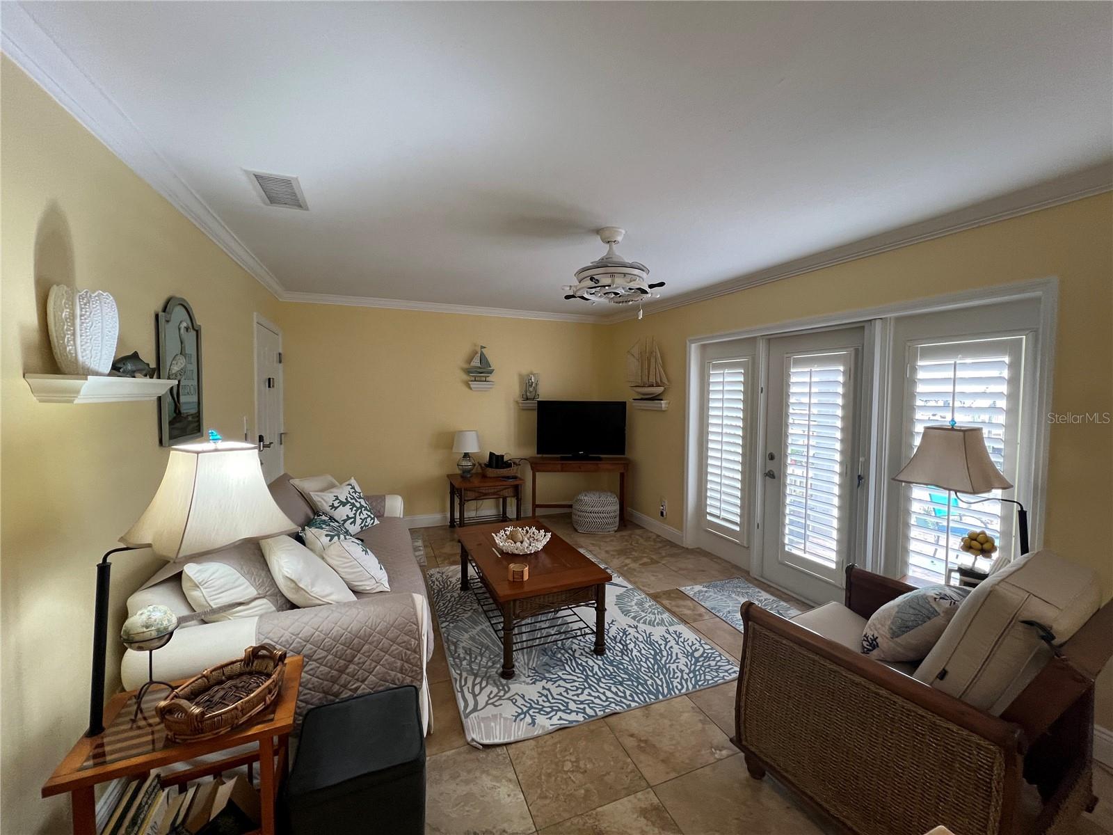 5164 BEACH DR SE #B furnished, ST PETERSBURG, FL, 33705