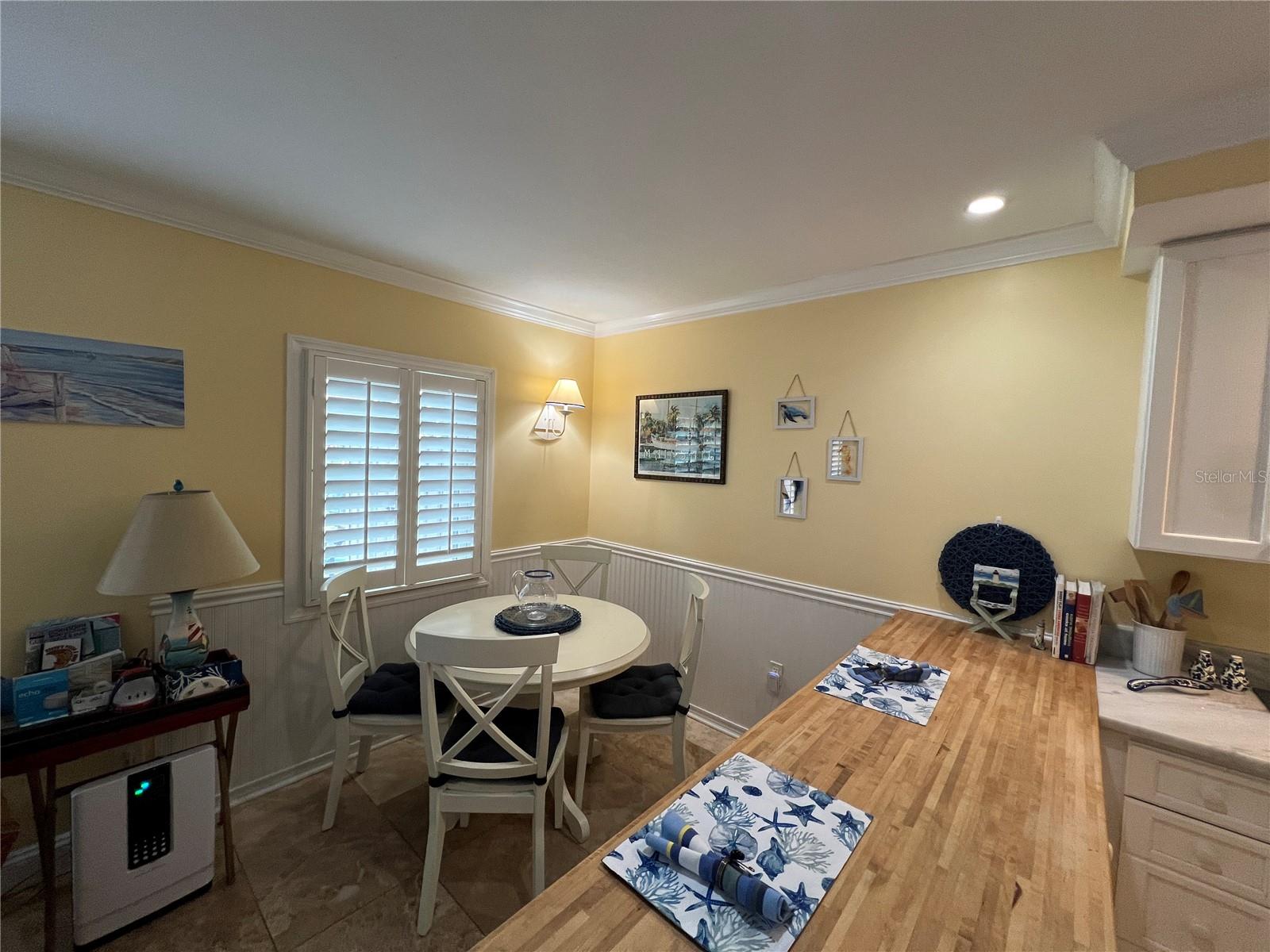 5164 BEACH DR SE #B furnished, ST PETERSBURG, FL, 33705