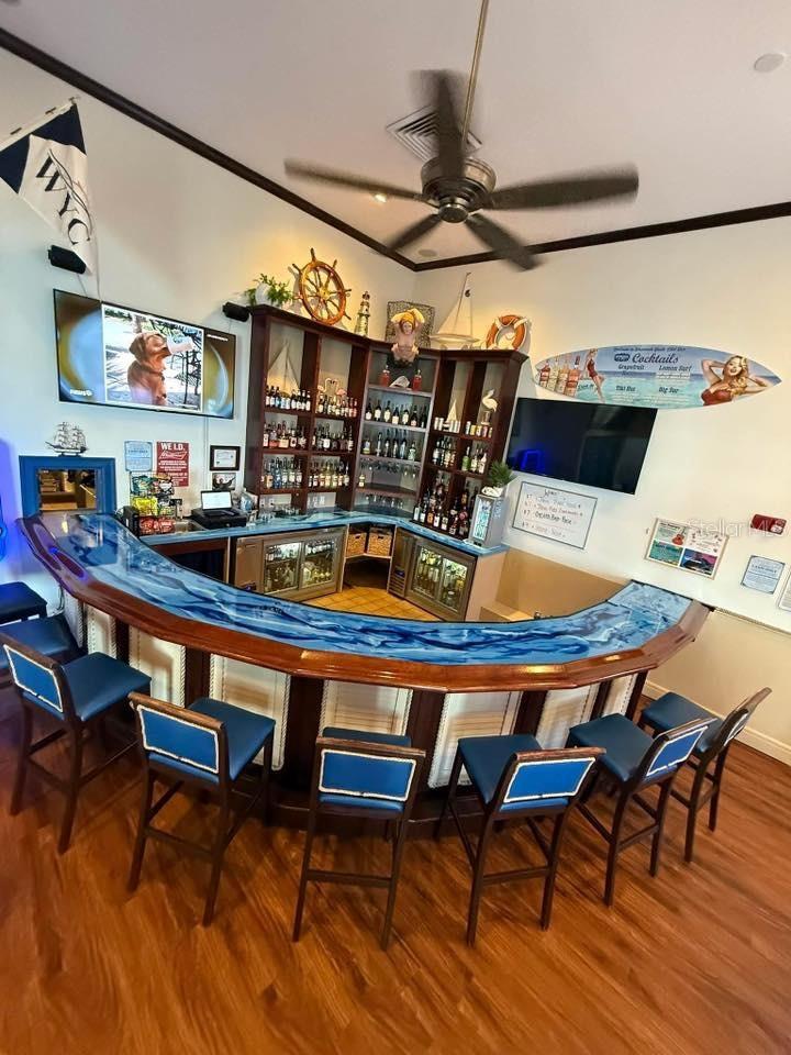 5164 BEACH DR SE #B furnished, ST PETERSBURG, FL, 33705