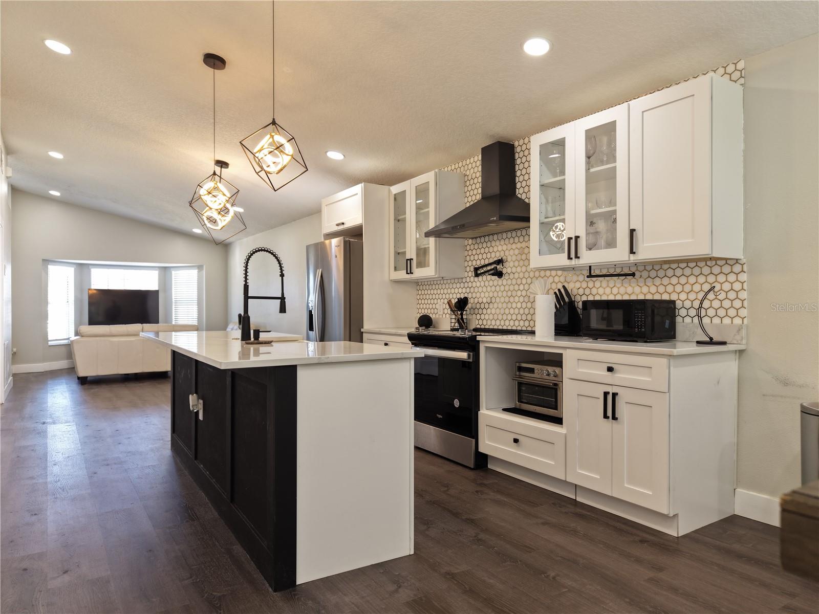 3103 BELLINGHAM DR, ORLANDO, FL, 32825