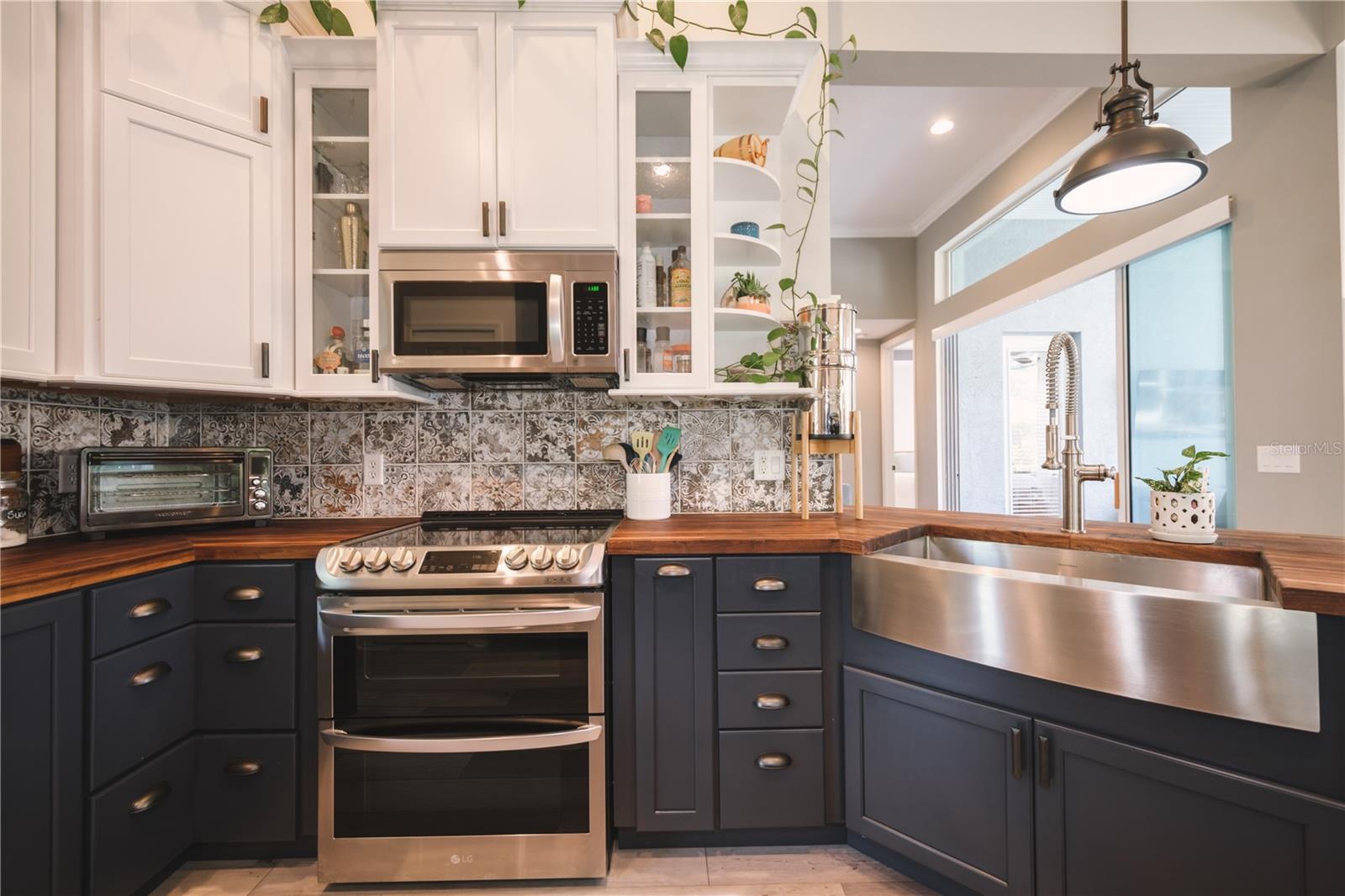 5546 WHITEHEAD ST, BRADENTON, FL, 34203