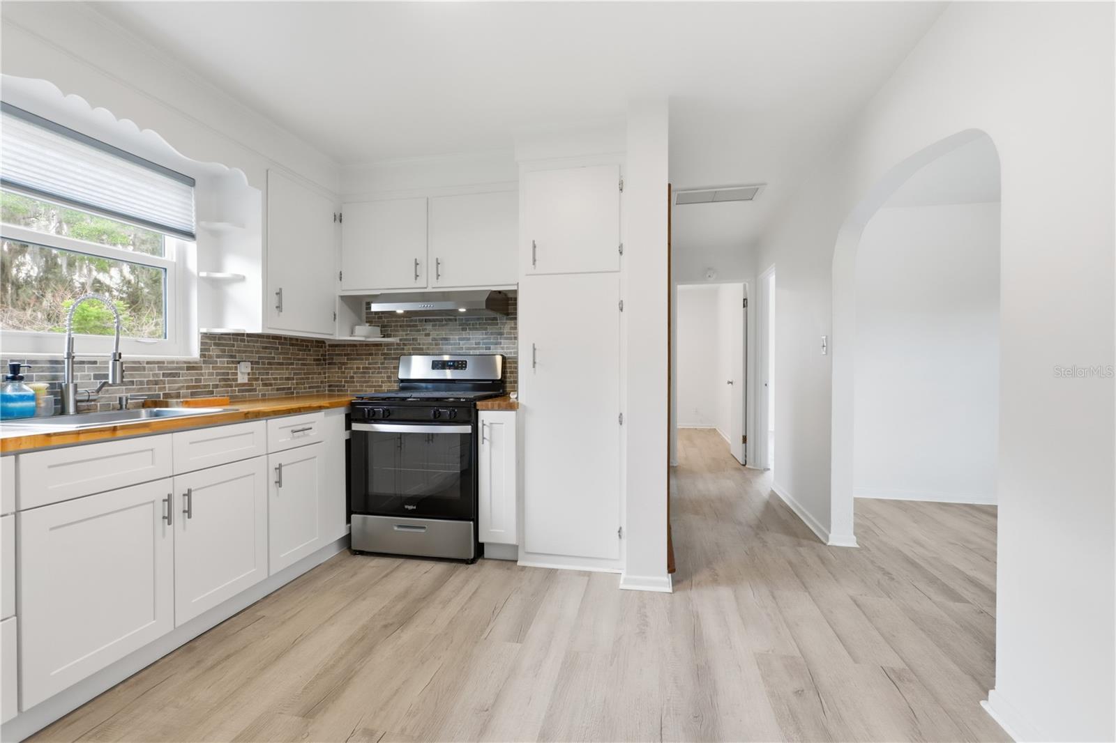 511 E RICH AVE, DELAND, FL, 32724