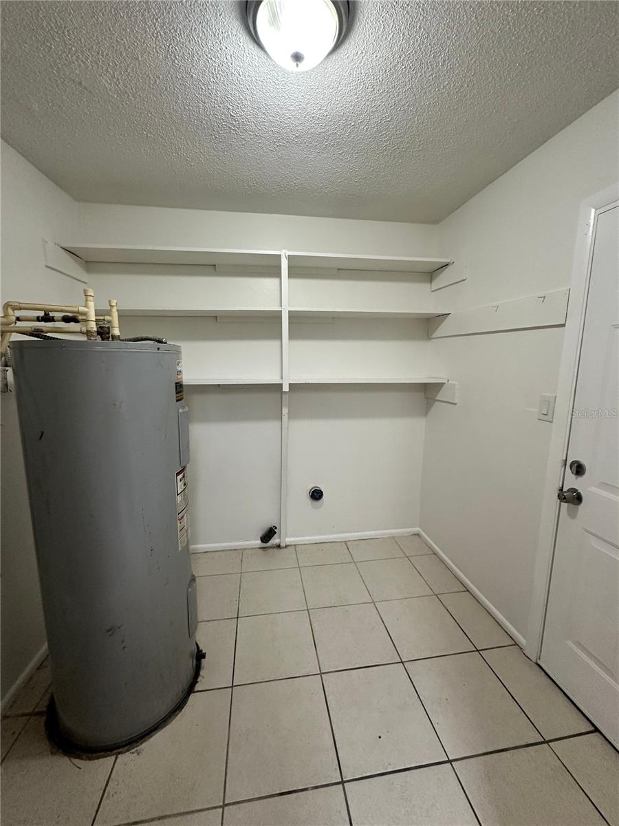 4072 KIRKLAND BLVD, ORLANDO, FL, 32811