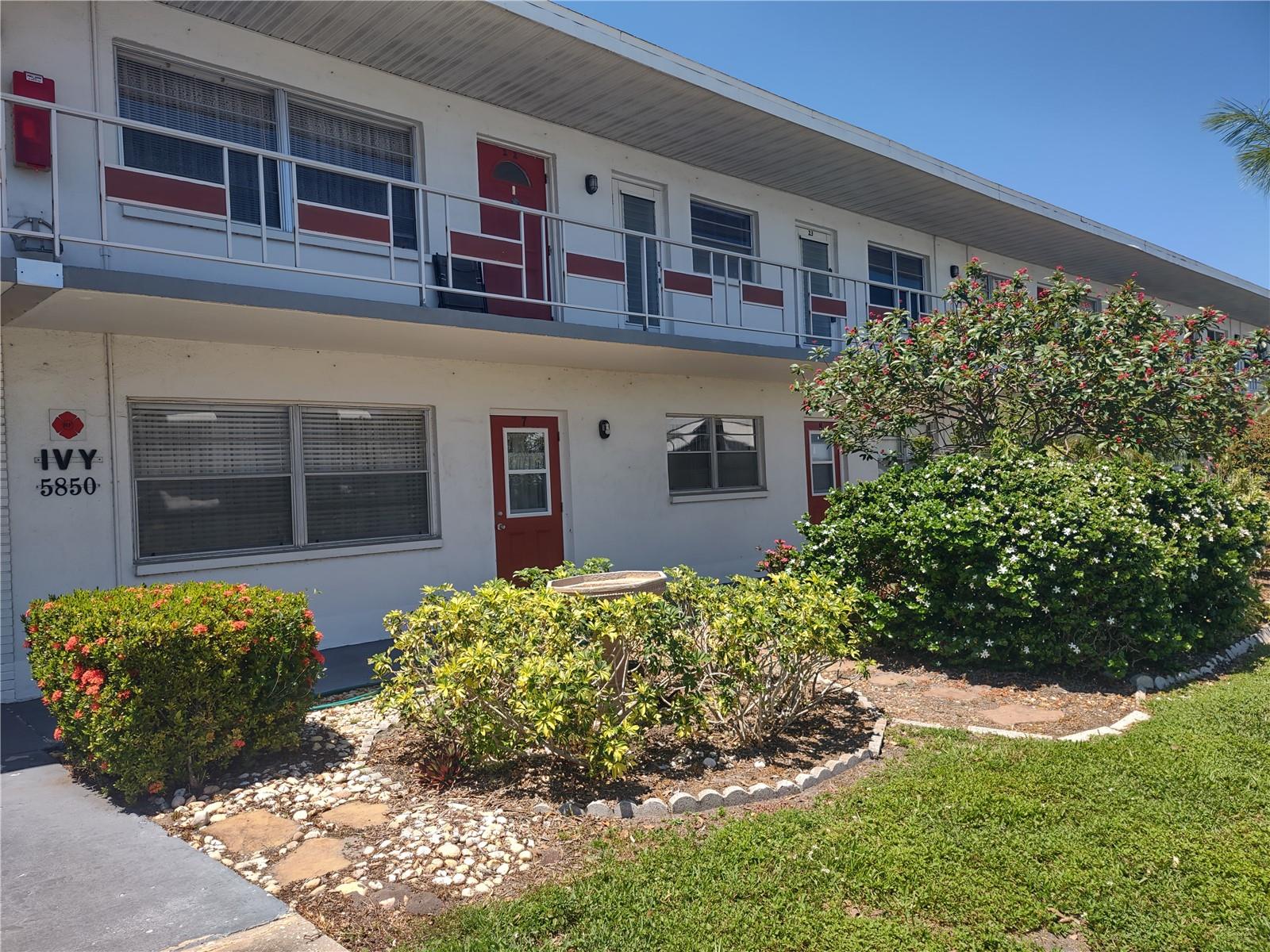 5850 18TH ST N #23, ST PETERSBURG, FL, 33714