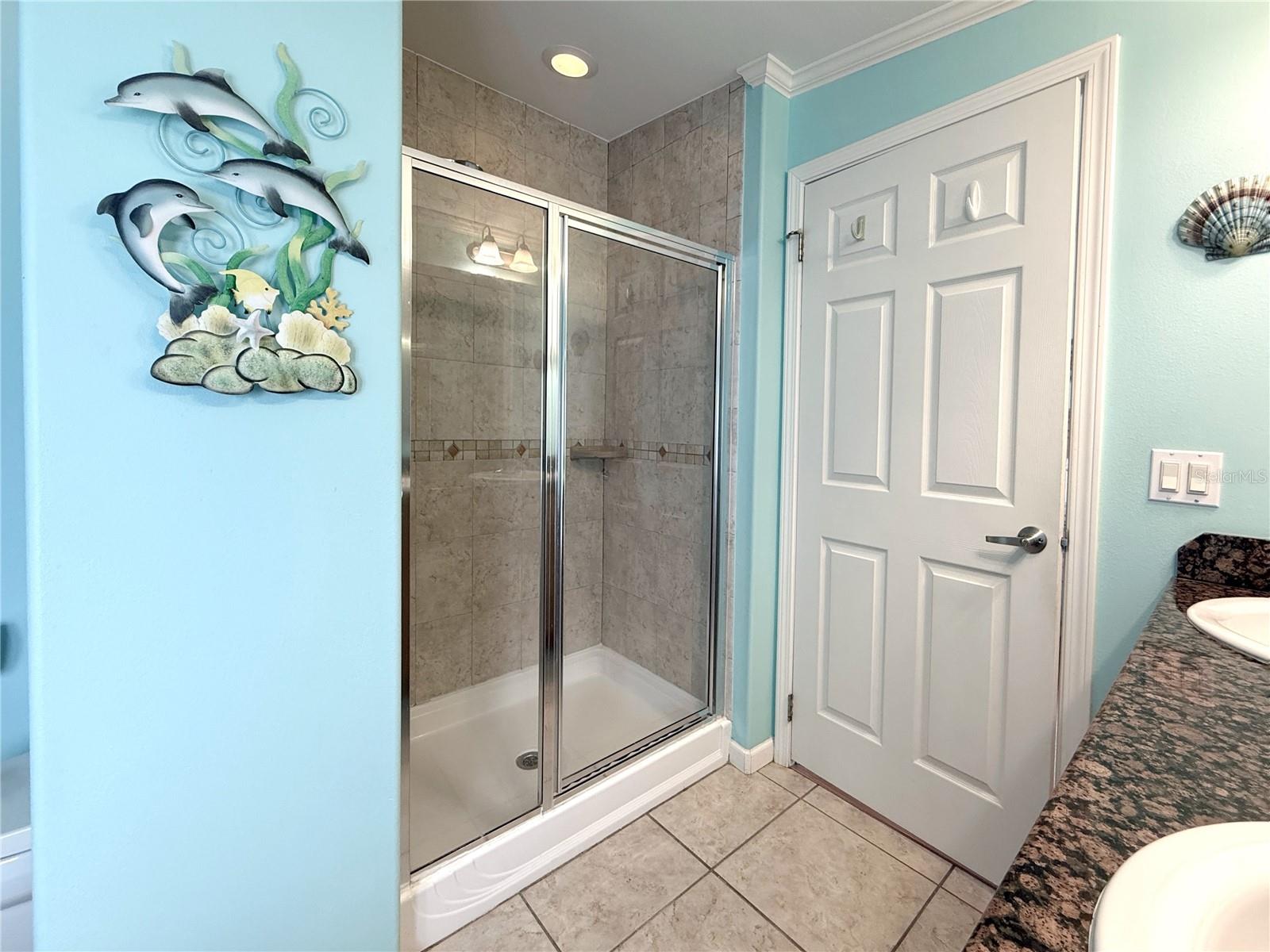 194 S PORT ROYAL LN, APOLLO BEACH, FL, 33572