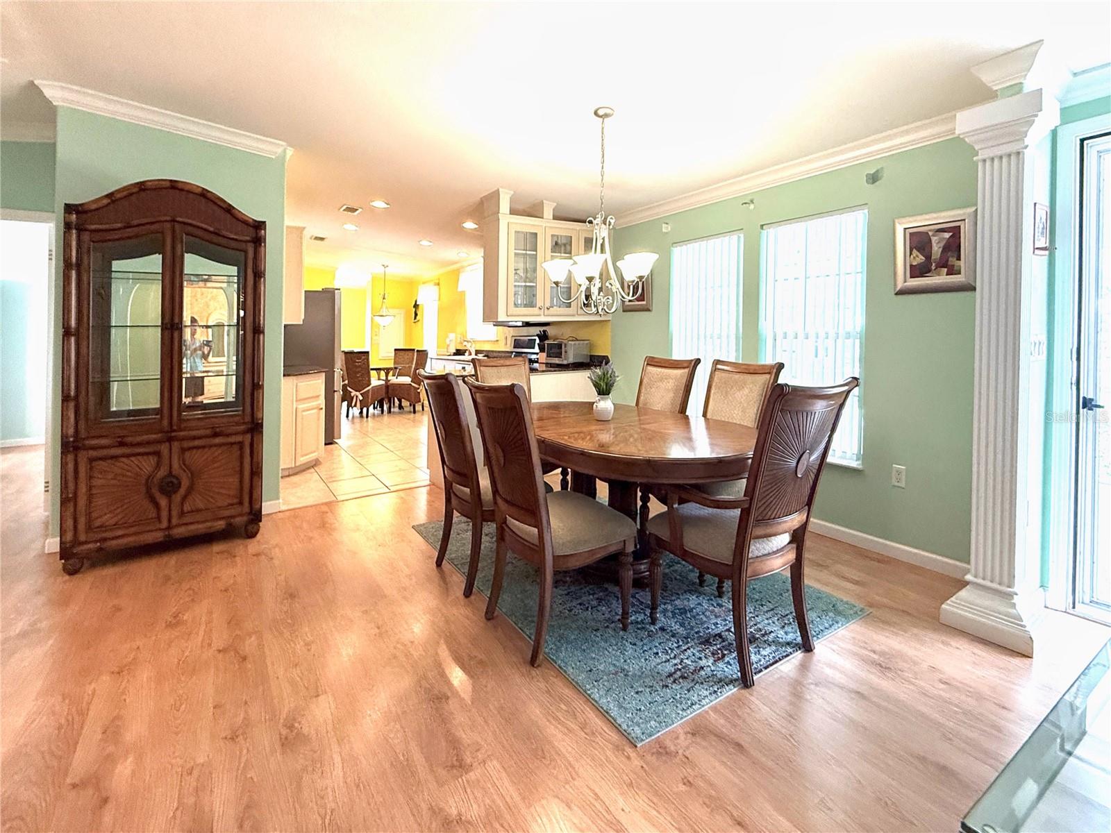194 S PORT ROYAL LN, APOLLO BEACH, FL, 33572