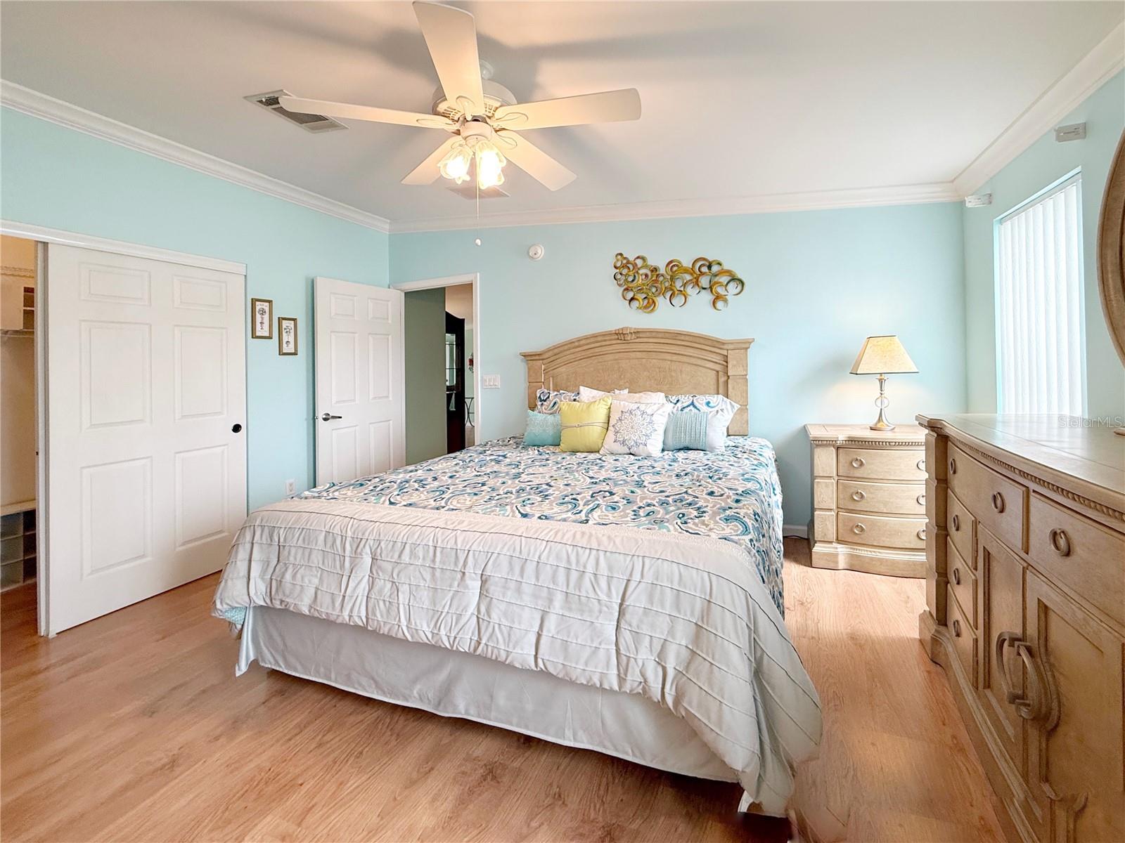 194 S PORT ROYAL LN, APOLLO BEACH, FL, 33572