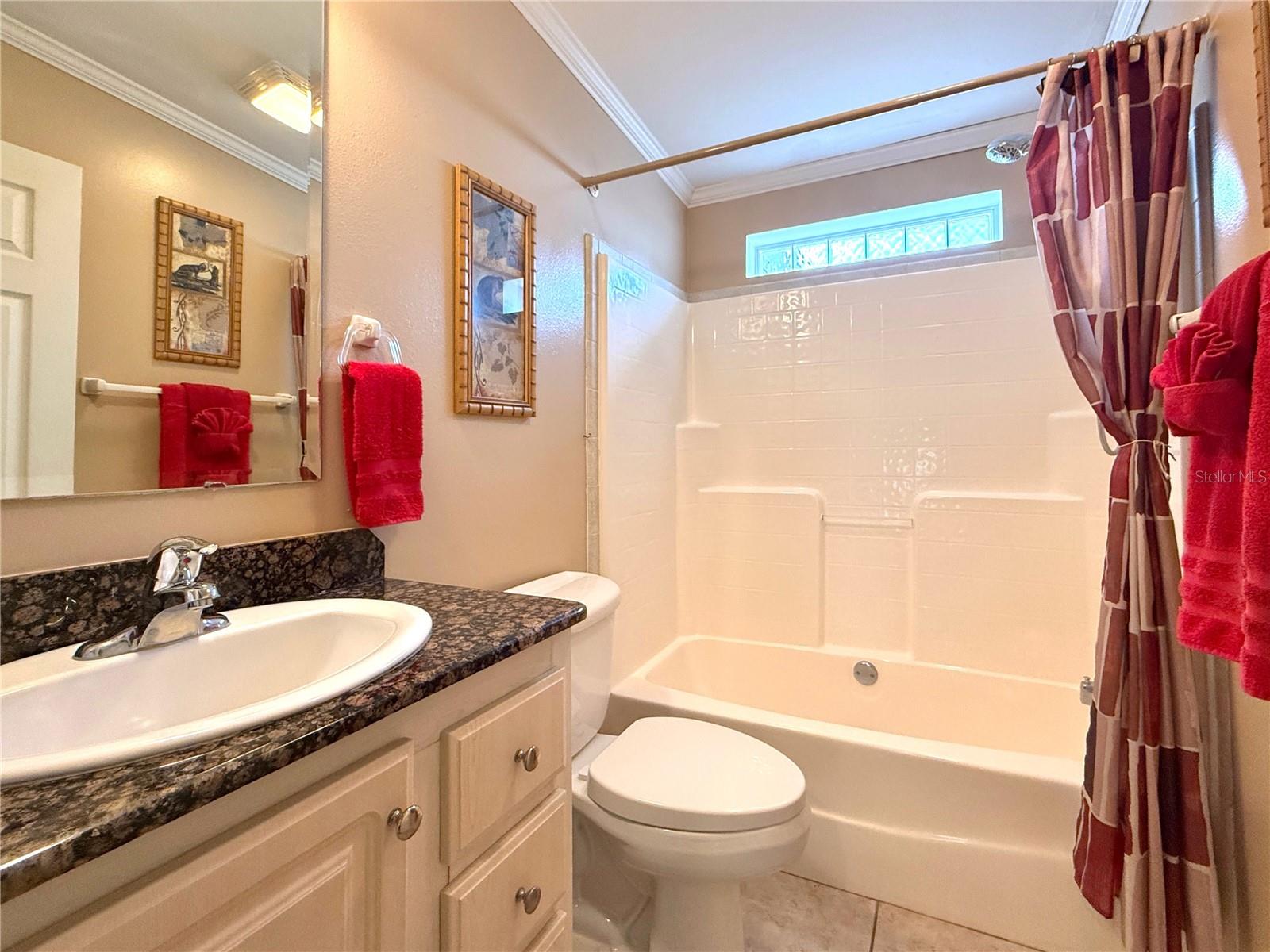 194 S PORT ROYAL LN, APOLLO BEACH, FL, 33572