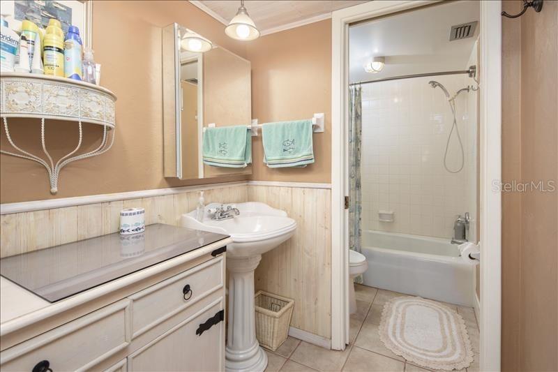 12405 3RD ST E #201, TREASURE ISLAND, FL, 33706
