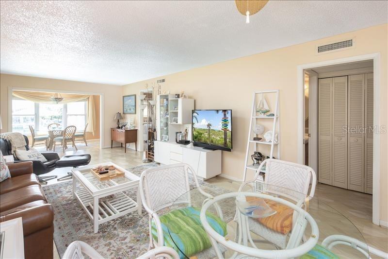 12405 3RD ST E #201, TREASURE ISLAND, FL, 33706