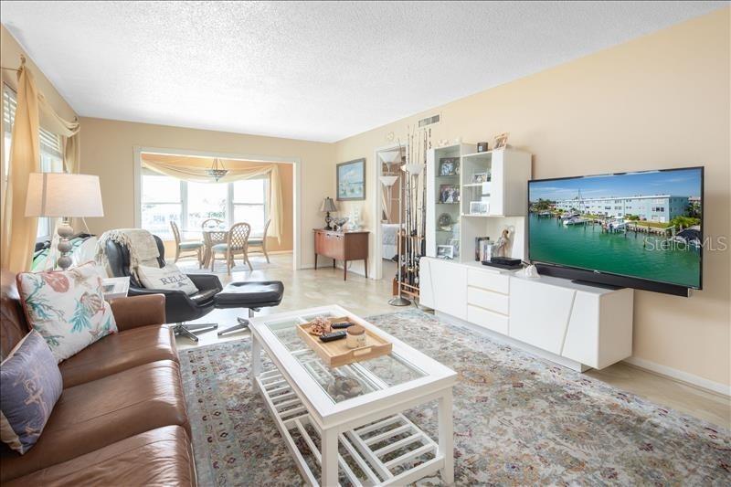 12405 3RD ST E #201, TREASURE ISLAND, FL, 33706