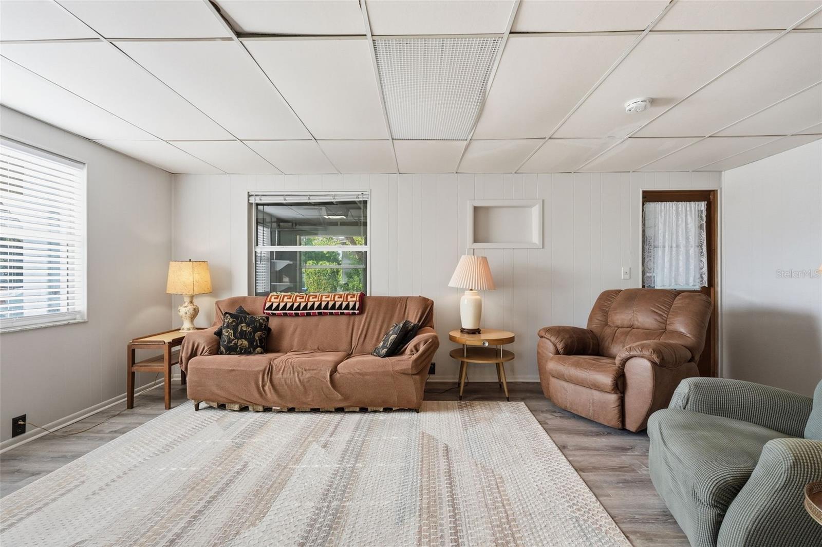 6000 12TH WAY N, ST PETERSBURG, FL, 33703