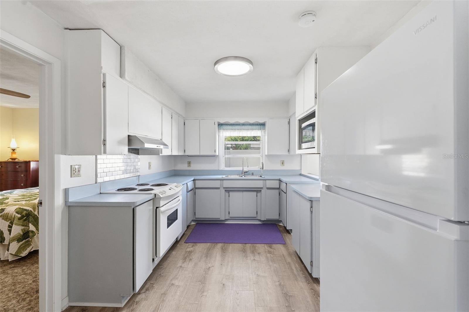 6000 12TH WAY N, ST PETERSBURG, FL, 33703