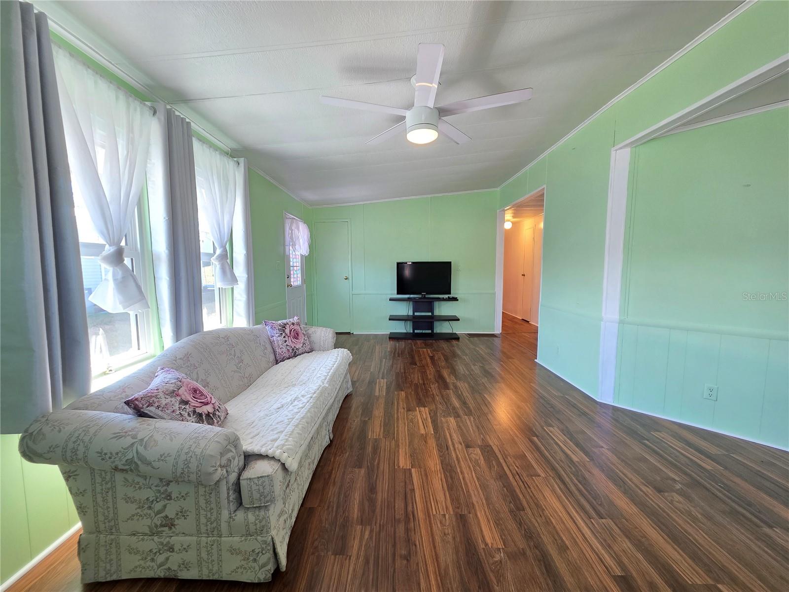 8027 EASTERN CIRCLE DR, BROOKSVILLE, FL, 34613