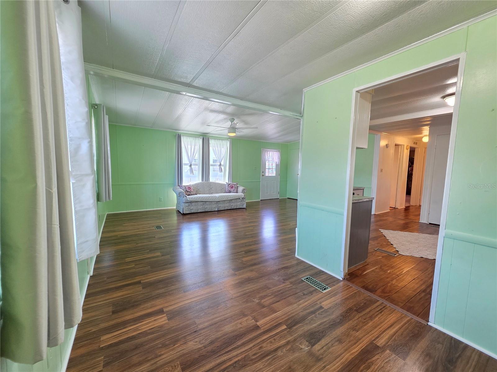 8027 EASTERN CIRCLE DR, BROOKSVILLE, FL, 34613