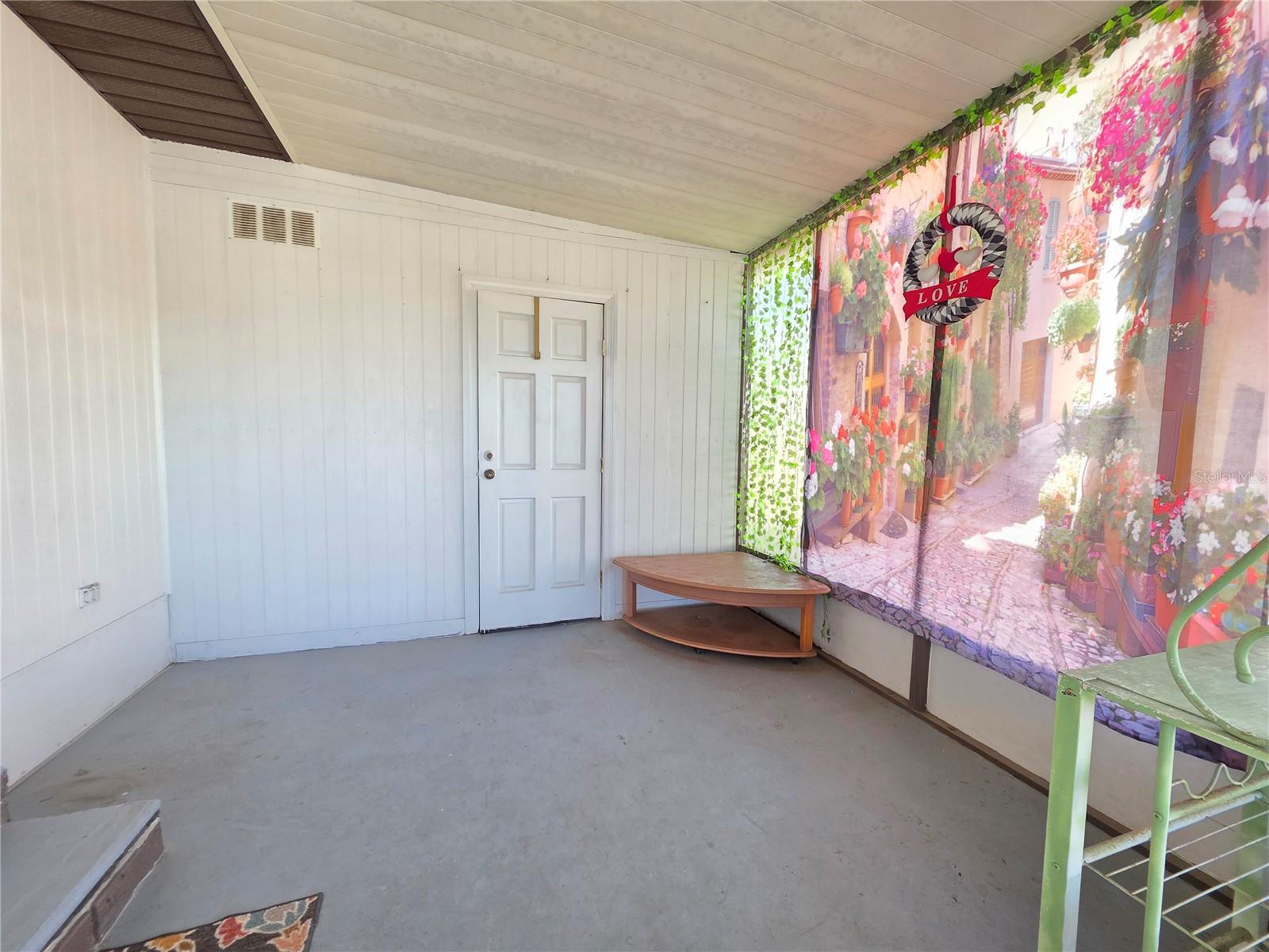 8027 EASTERN CIRCLE DR, BROOKSVILLE, FL, 34613