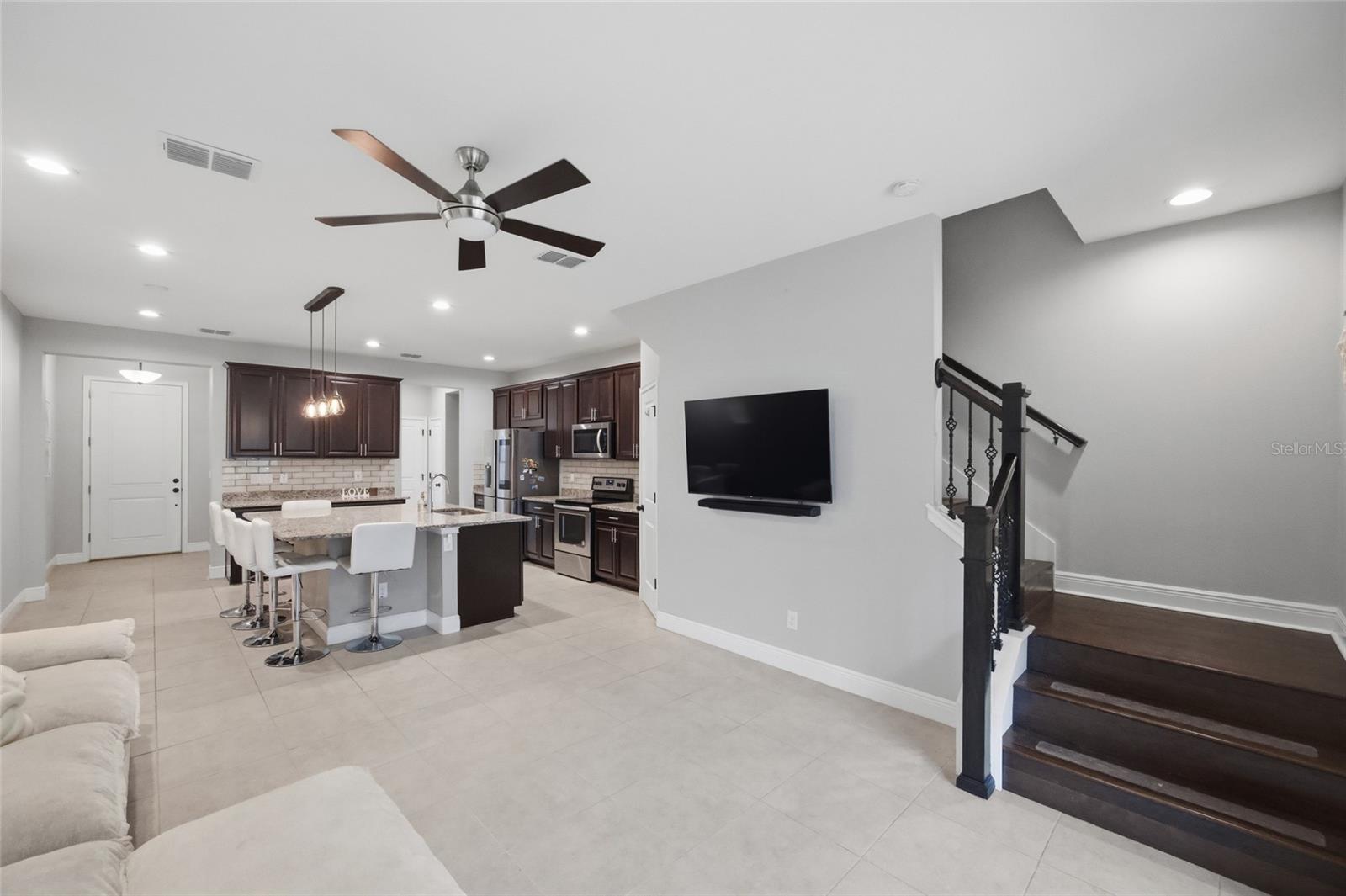 2013 SUNSET WIND LOOP, OLDSMAR, FL, 34677