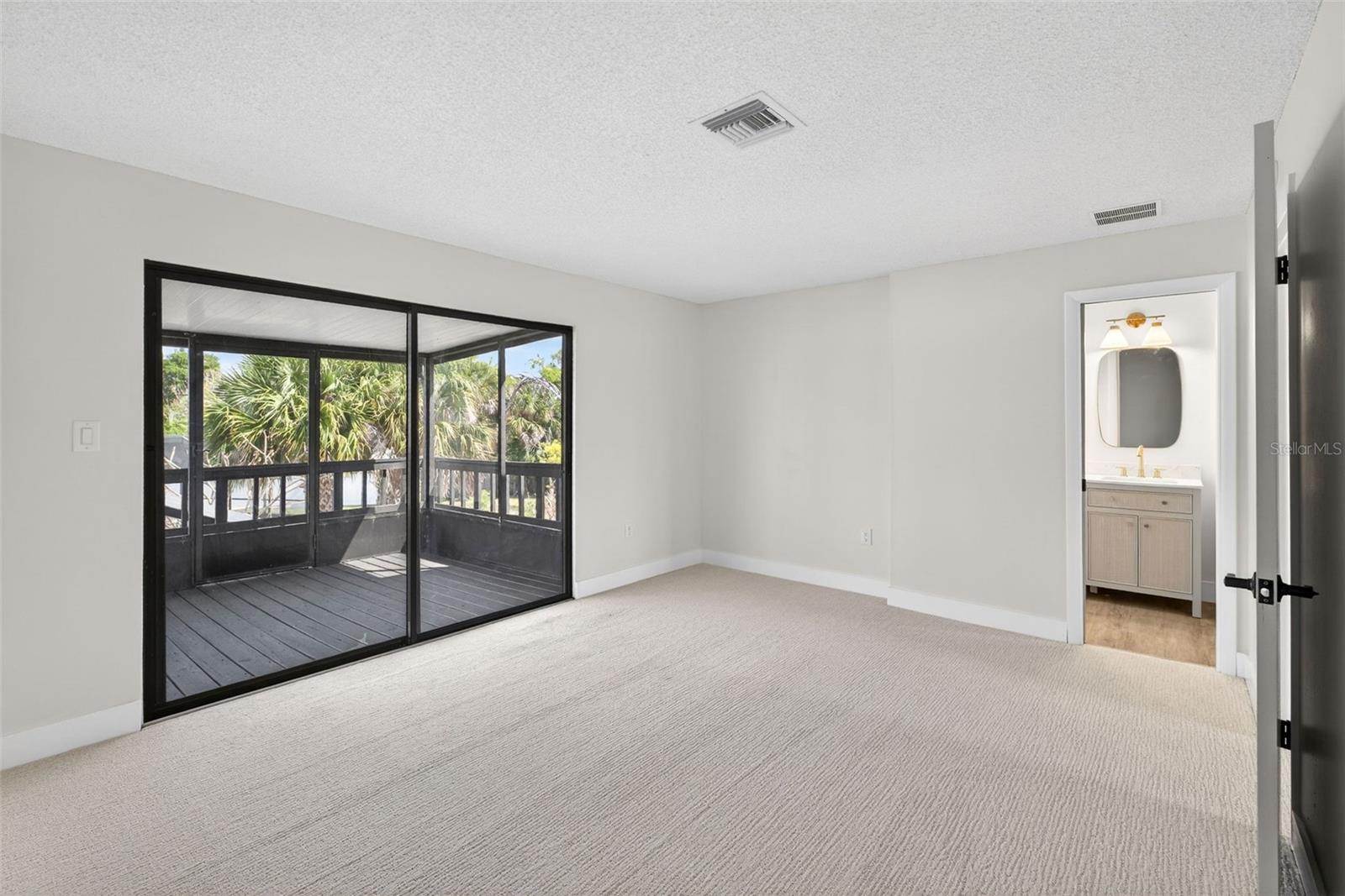 180 FLORIDA BLVD, MERRITT ISLAND, FL, 32953