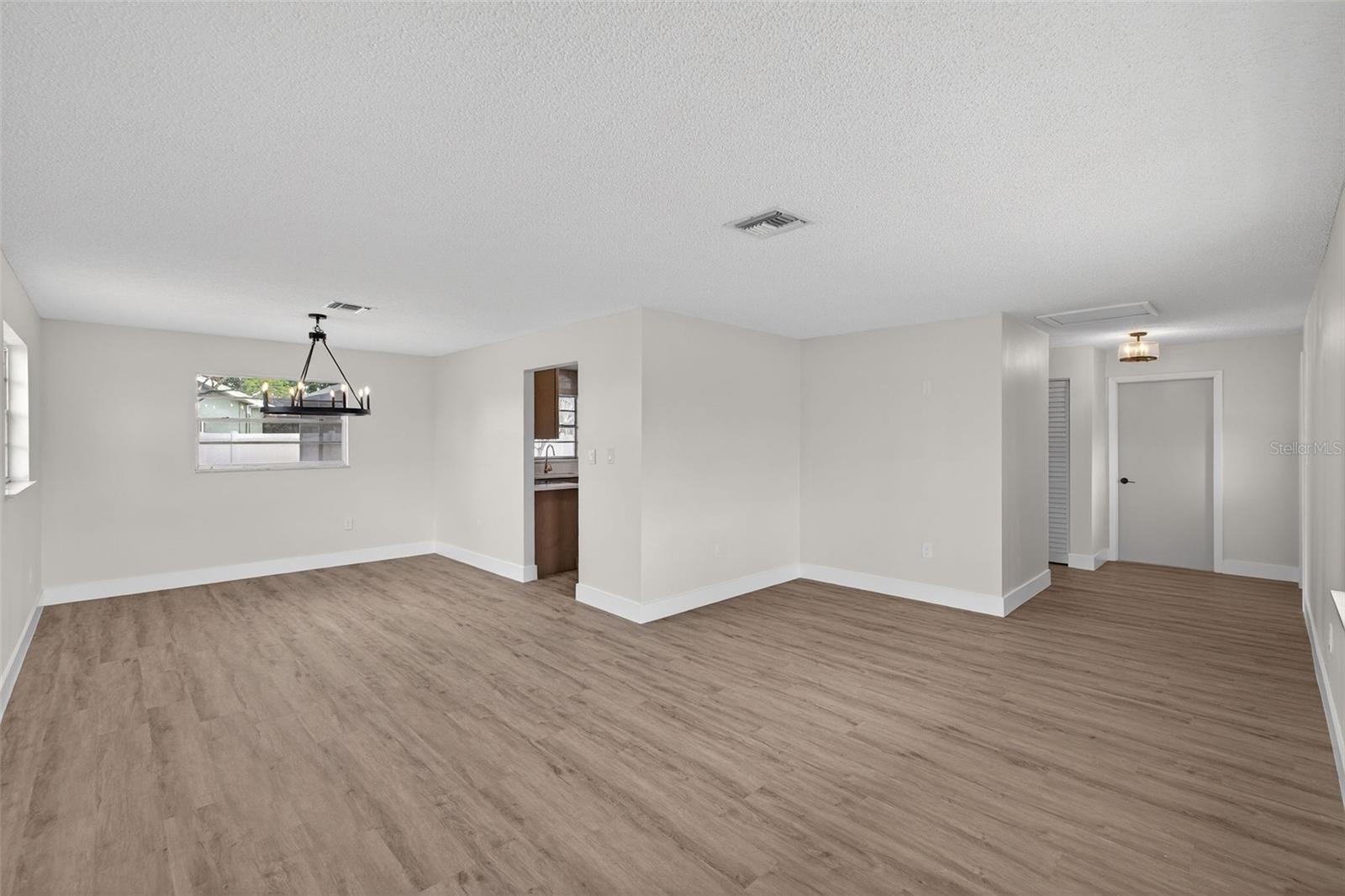 180 FLORIDA BLVD, MERRITT ISLAND, FL, 32953