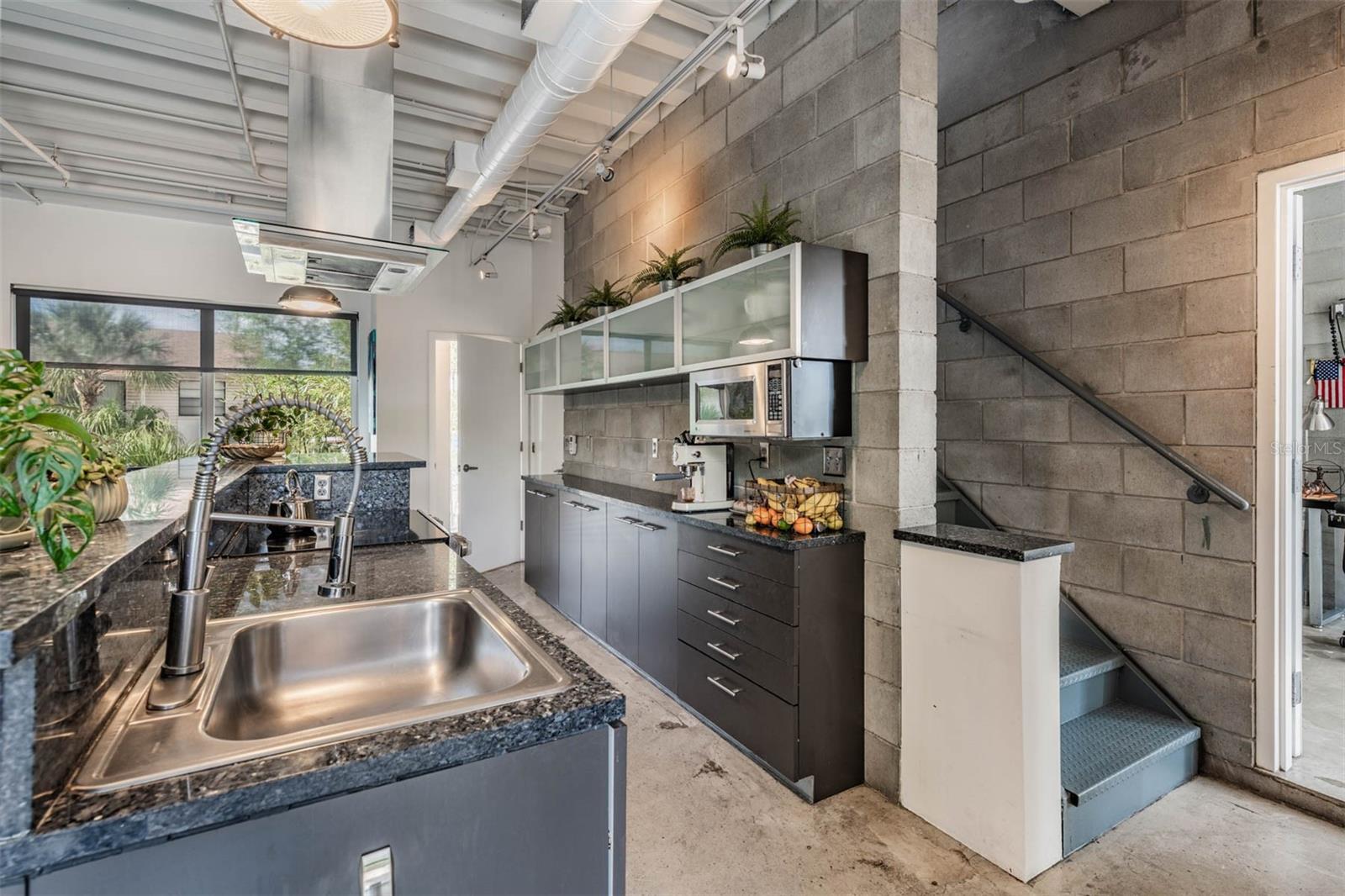 3107 W DE LEON ST #6, TAMPA, FL, 33609