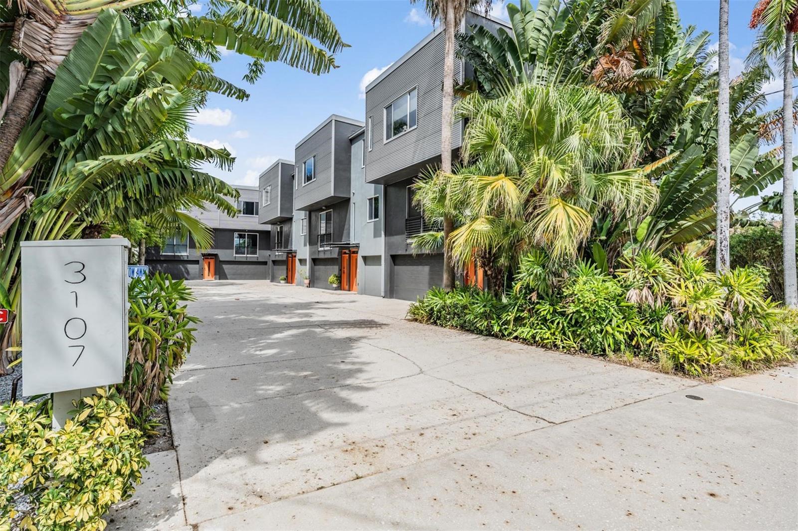 3107 W DE LEON ST #6, TAMPA, FL, 33609