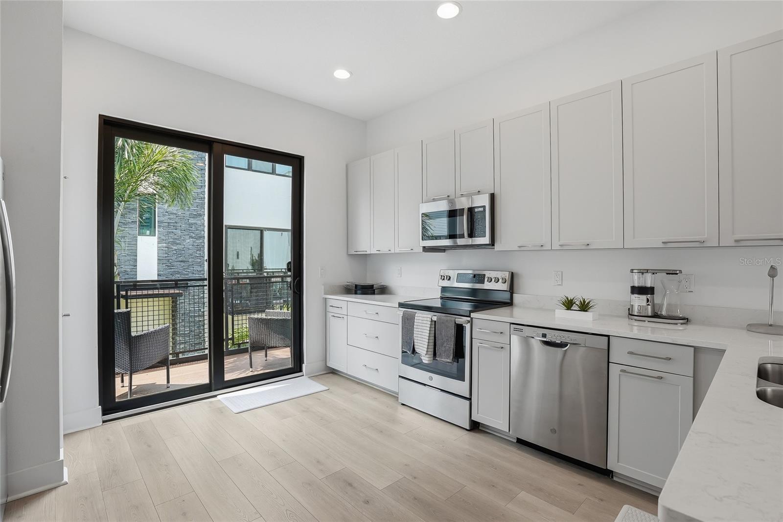 4810 W MCELROY AVE #30, TAMPA, FL, 33611