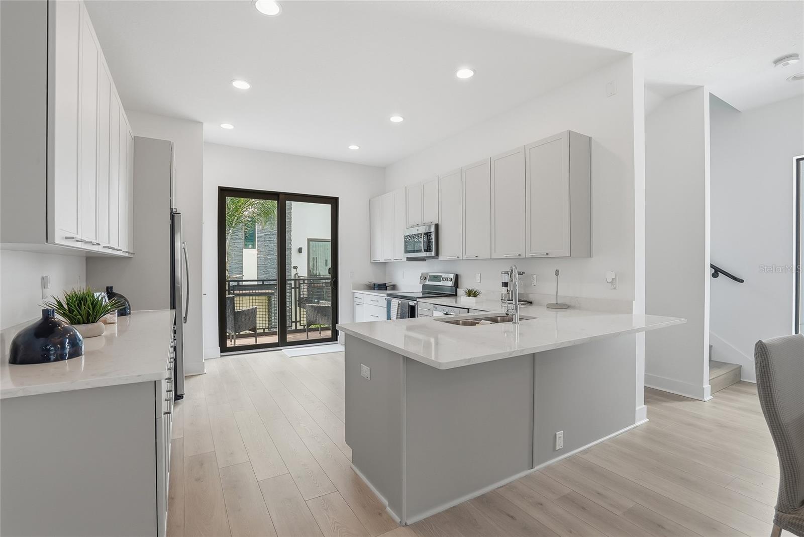 4810 W MCELROY AVE #30, TAMPA, FL, 33611