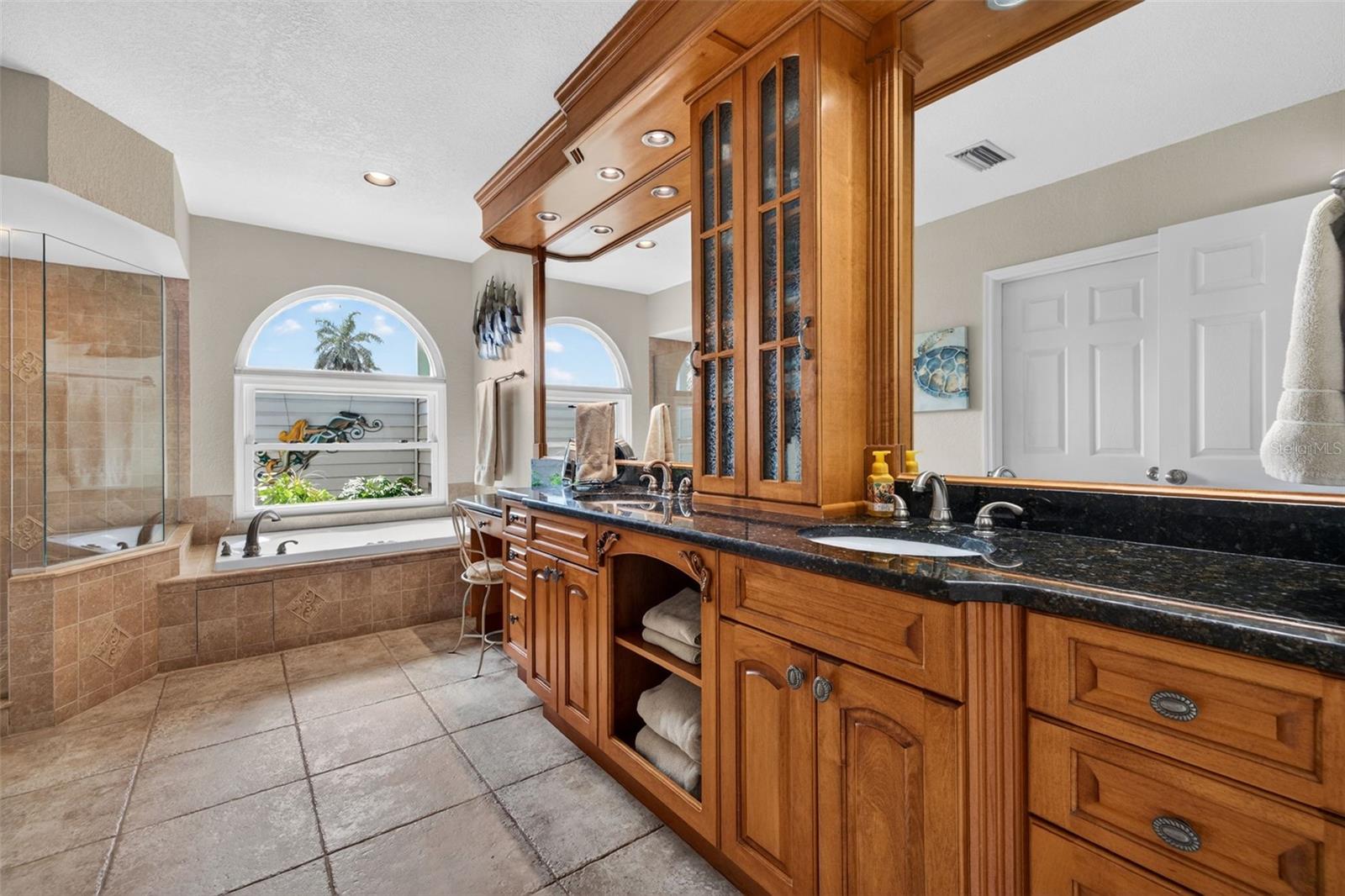 615 MONTE CRISTO BLVD, ST PETERSBURG, FL, 33715