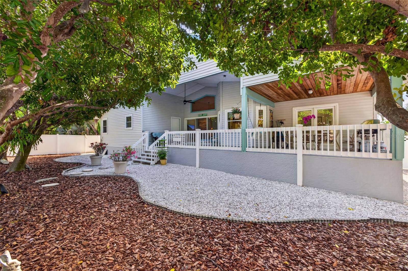 615 MONTE CRISTO BLVD, ST PETERSBURG, FL, 33715