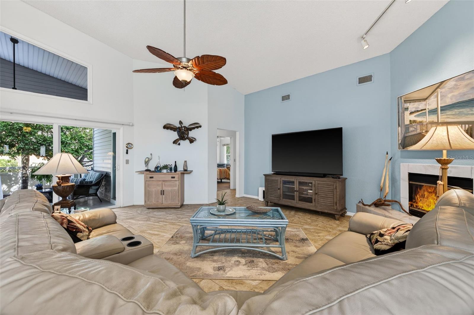 615 MONTE CRISTO BLVD, ST PETERSBURG, FL, 33715