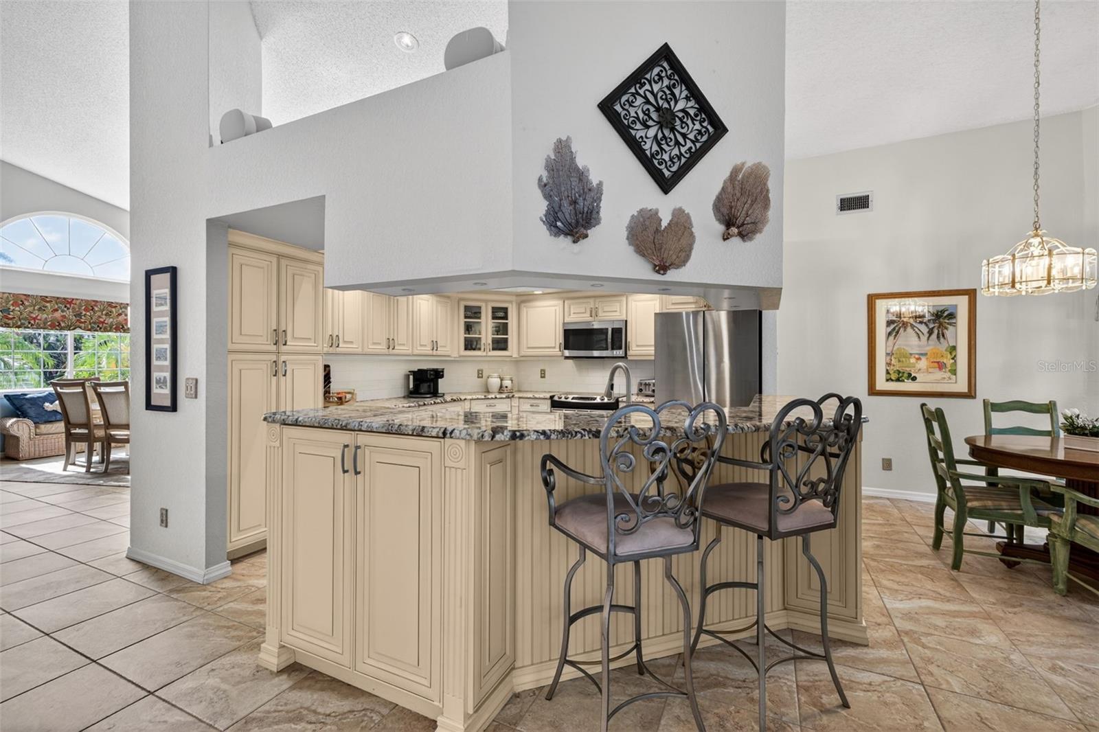 615 MONTE CRISTO BLVD, ST PETERSBURG, FL, 33715