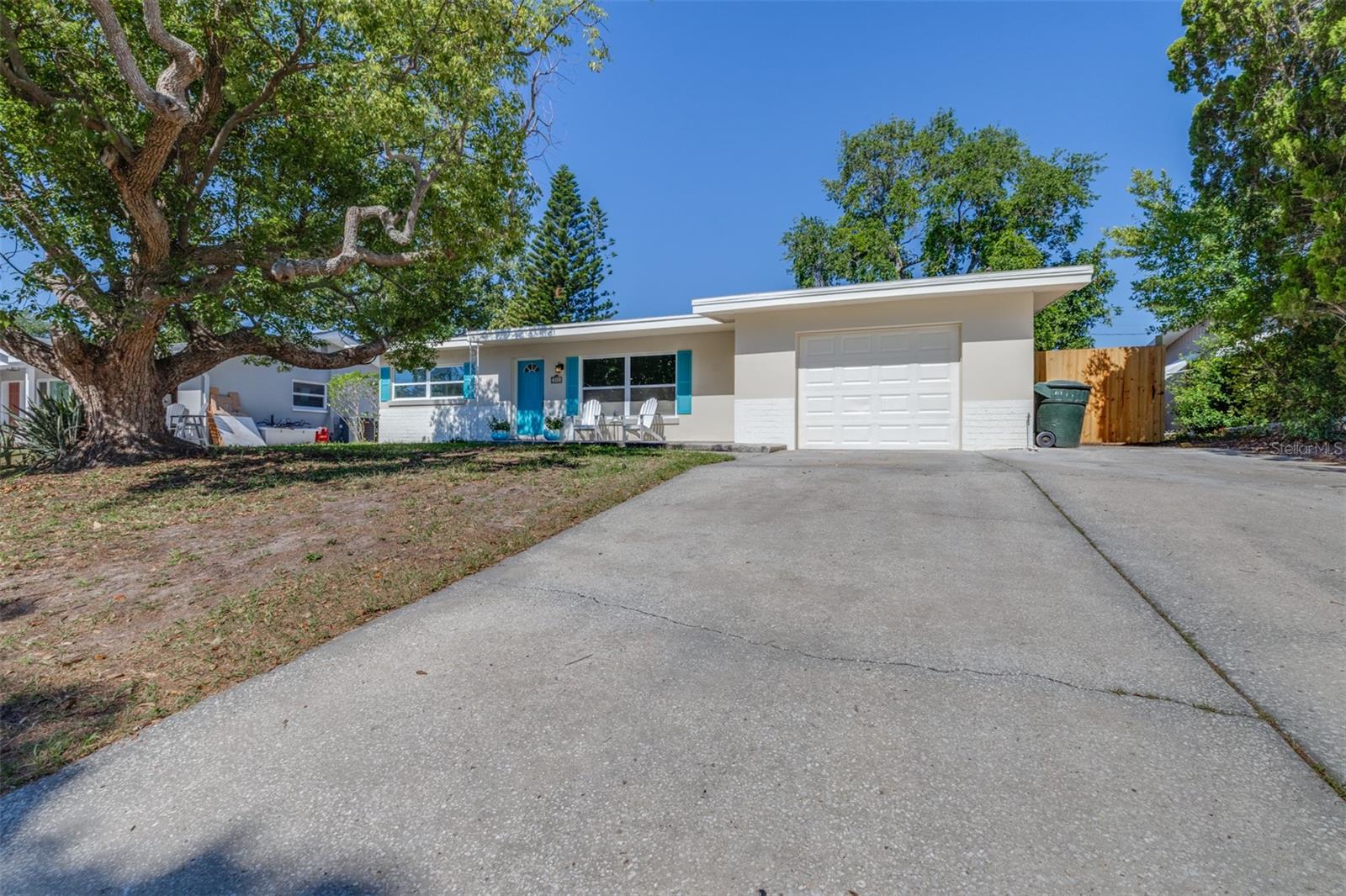 942 DUMONT DR, DUNEDIN, FL, 34698