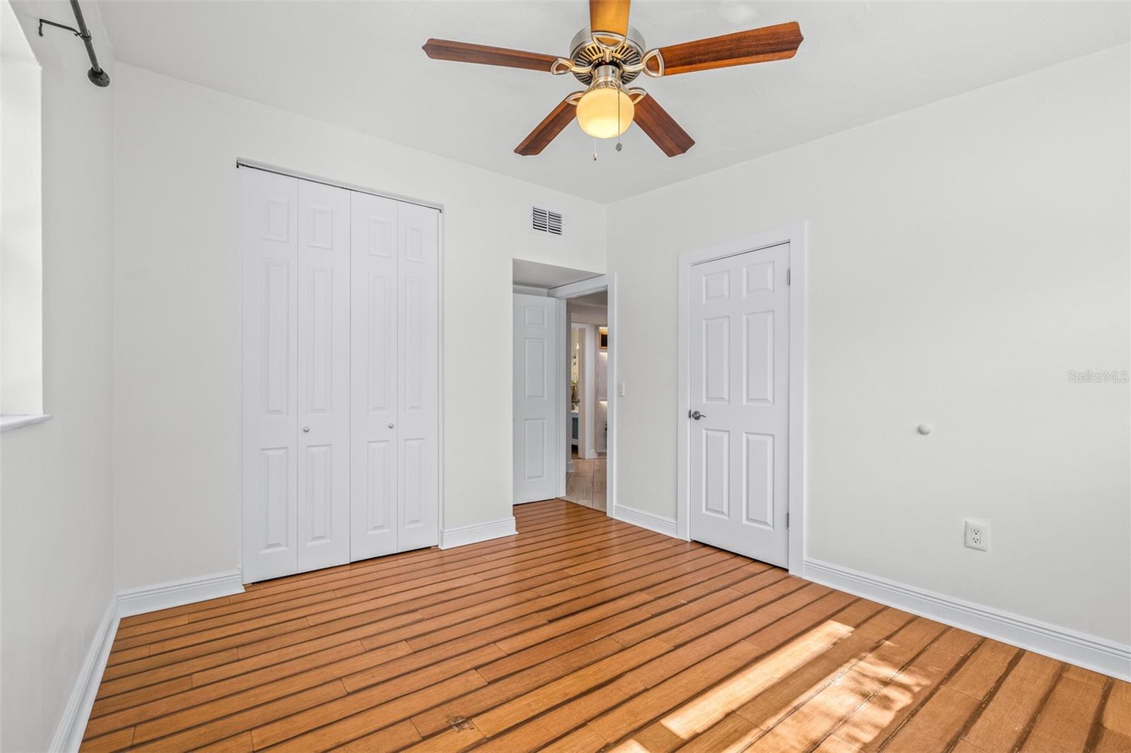 942 DUMONT DR, DUNEDIN, FL, 34698