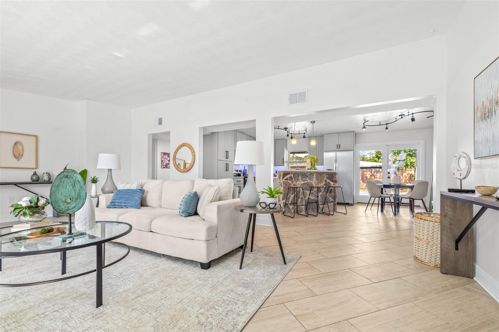 942 DUMONT DR, DUNEDIN, FL, 34698