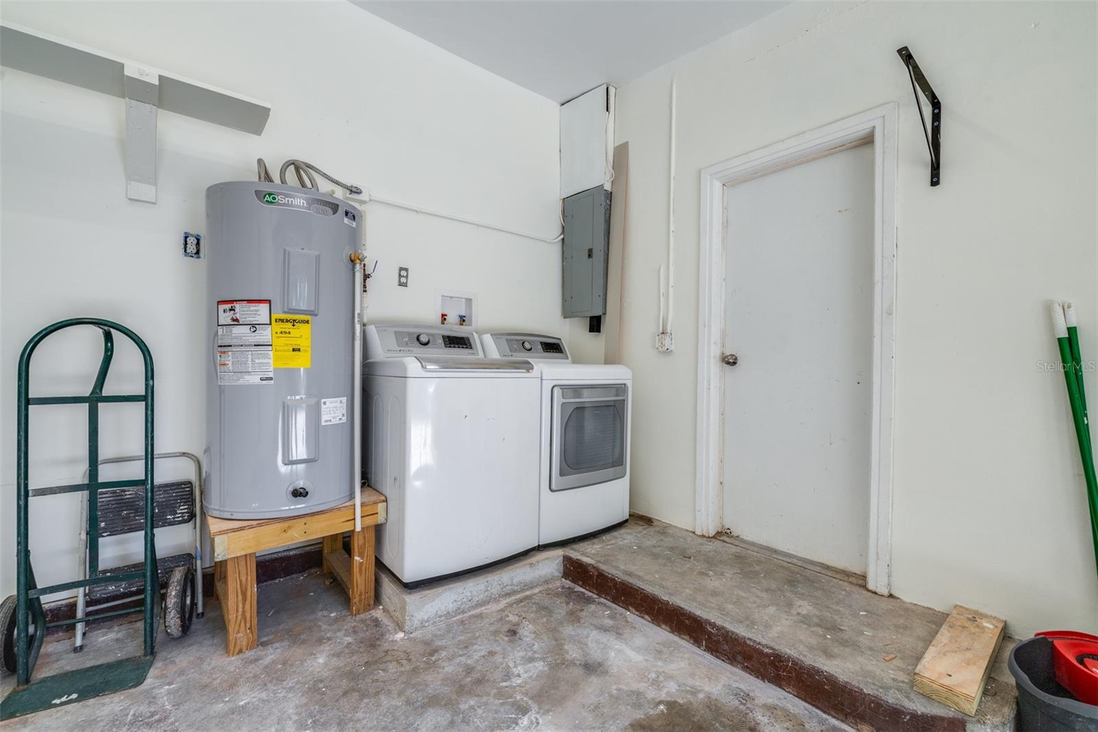 942 DUMONT DR, DUNEDIN, FL, 34698