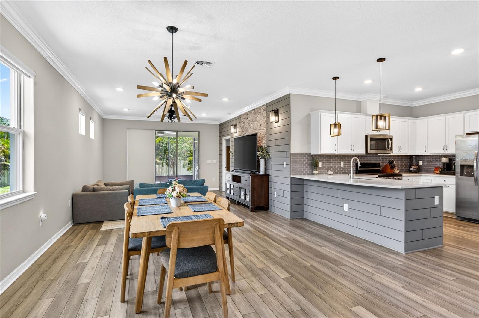 6427 MOORING LINE CIR, APOLLO BEACH, FL, 33572