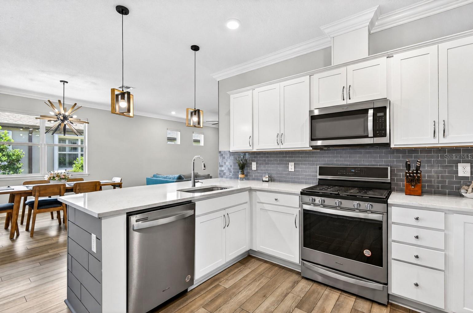 6427 MOORING LINE CIR, APOLLO BEACH, FL, 33572