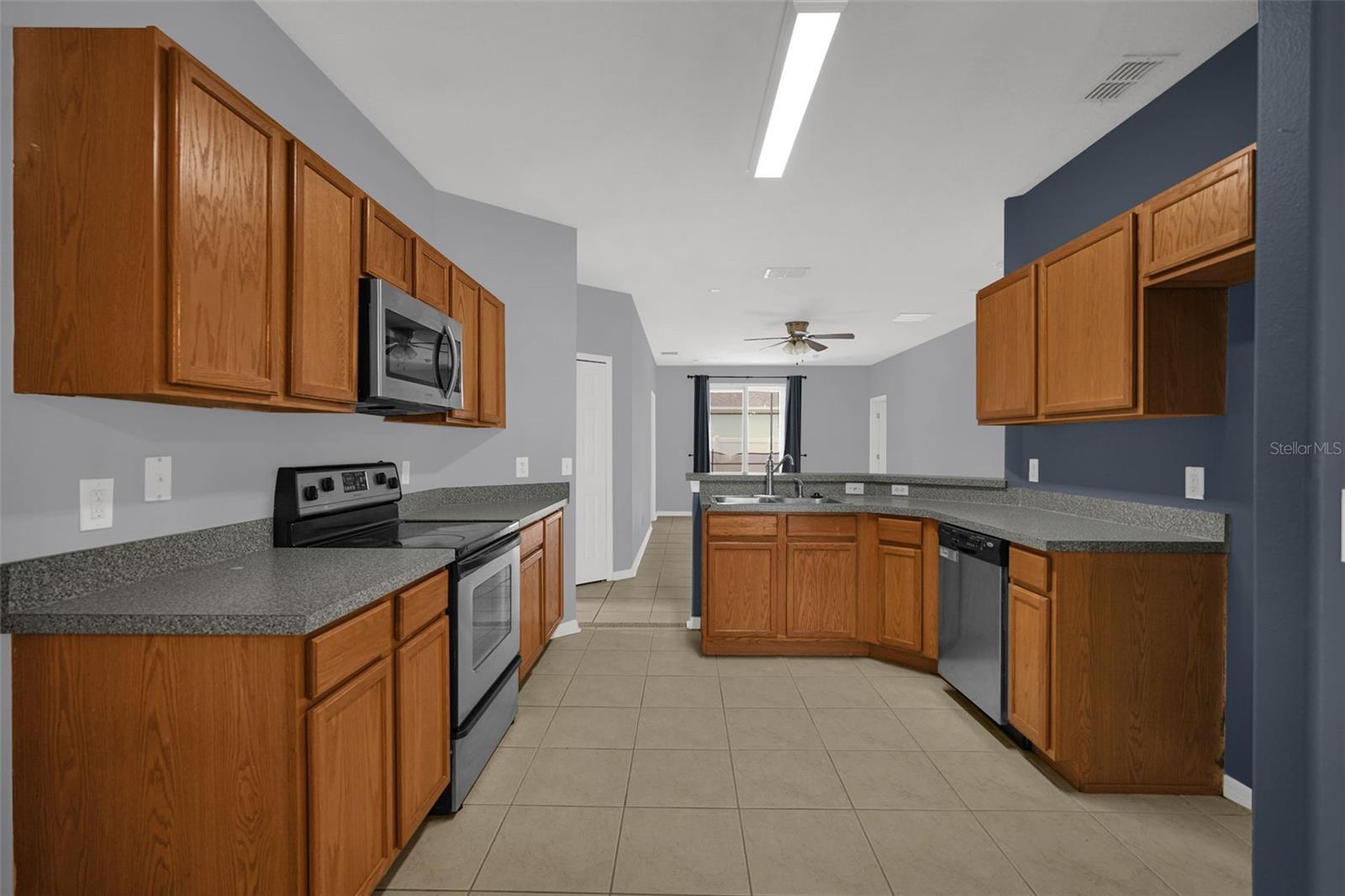 145 SIGMUND LOOP, DAVENPORT, FL, 33837