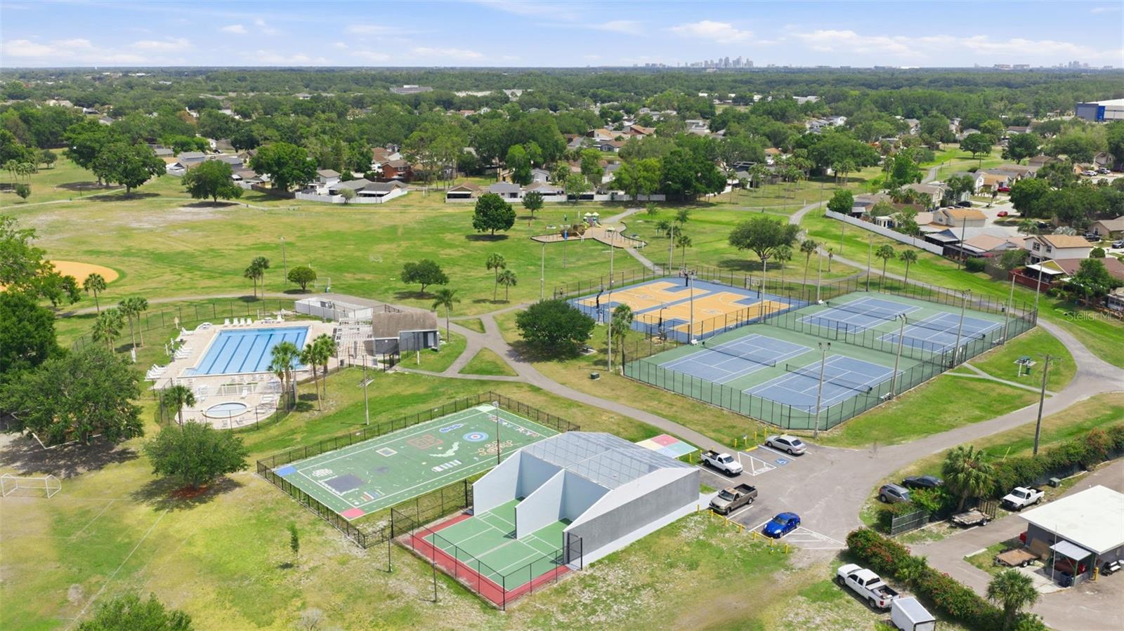 10315 CHADBOURNE DR, TAMPA, FL, 33624